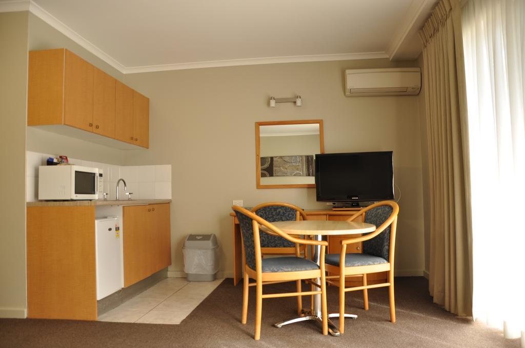 七塔维汽车旅馆 Tuggerah 外观 照片